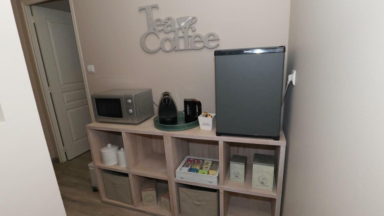 La Petite Campagne Acomodação com café da manhã Mane  Exterior foto