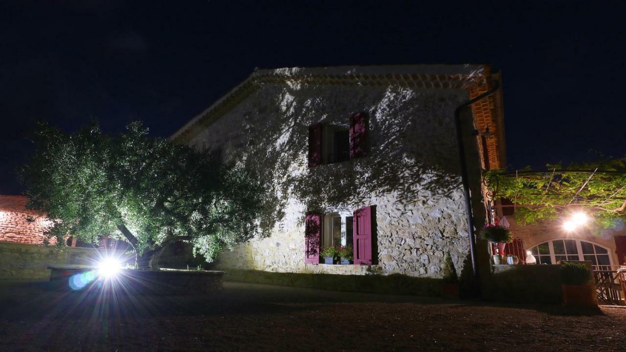 La Petite Campagne Acomodação com café da manhã Mane  Exterior foto